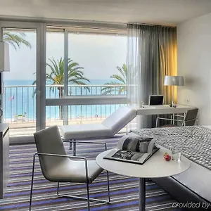 Mercure Promenade Des Отель